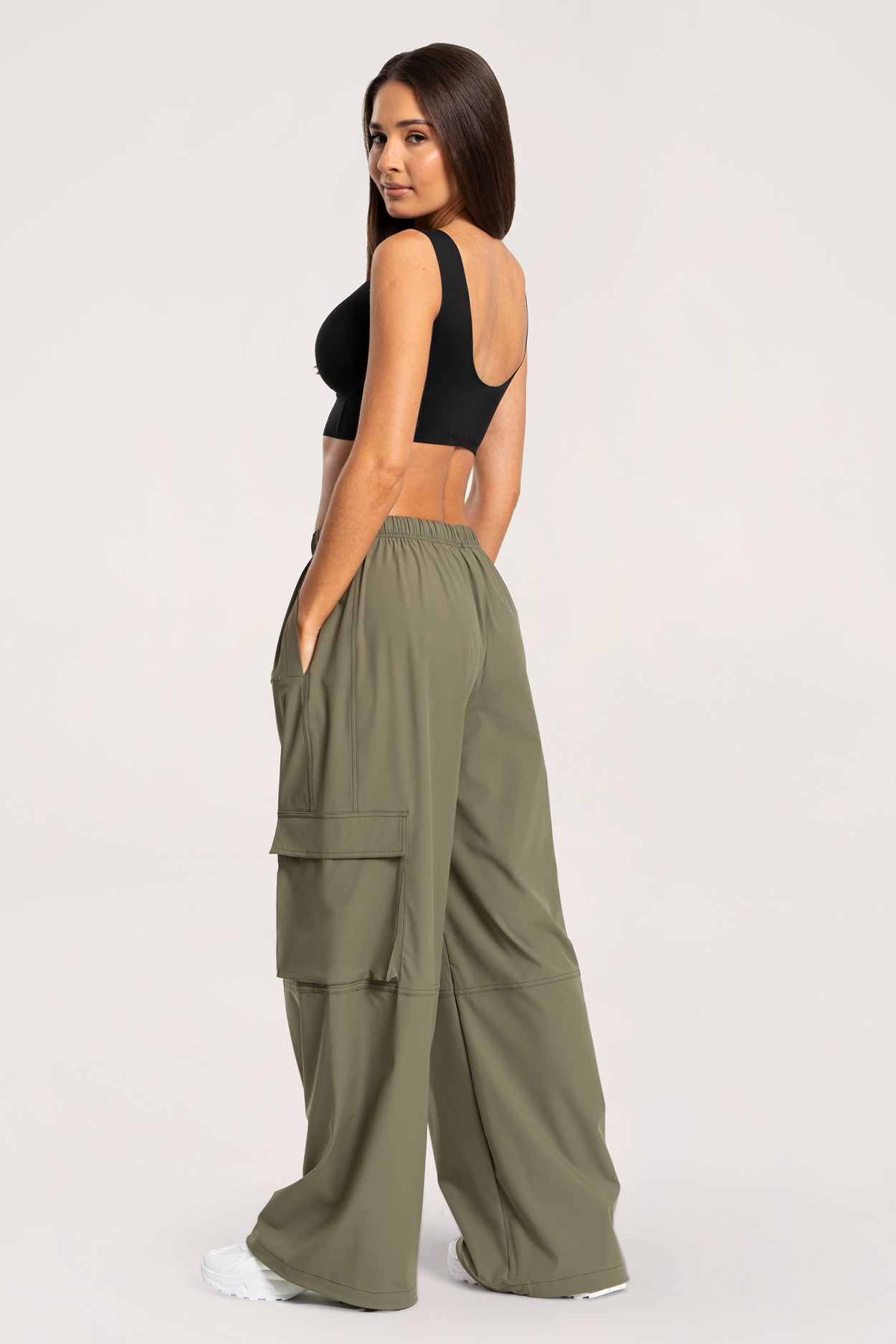Cargo hlače UN1FORM khaki