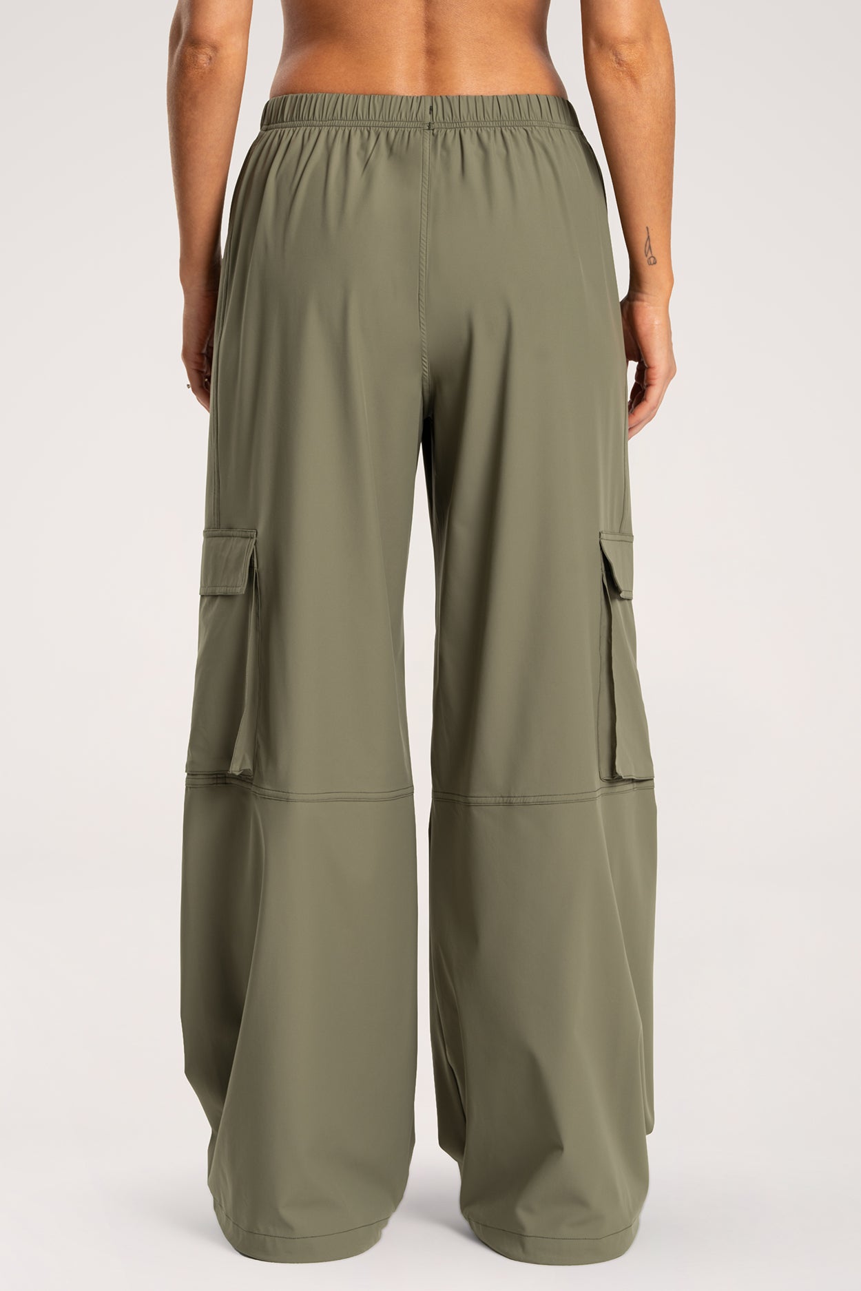 Cargo hlače UN1FORM khaki