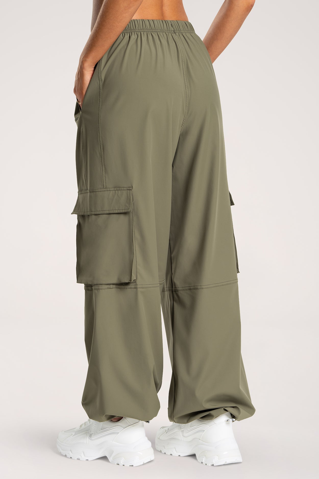 Cargo hlače UN1FORM khaki