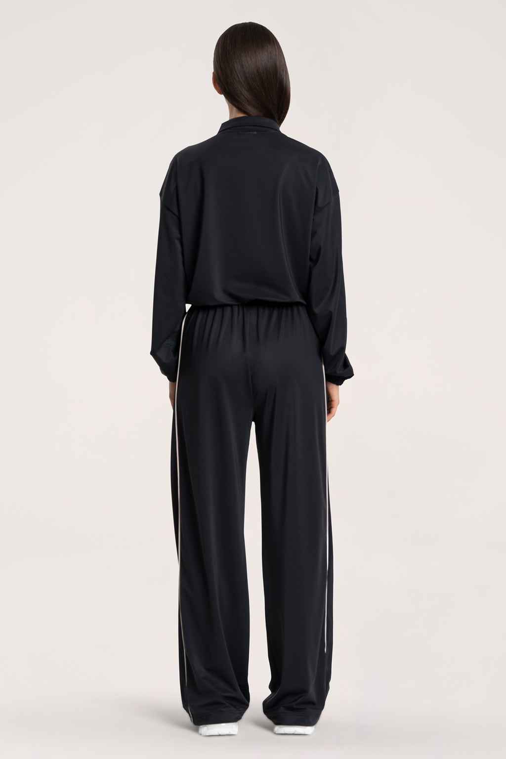 Dukserica slick UN1FORM black