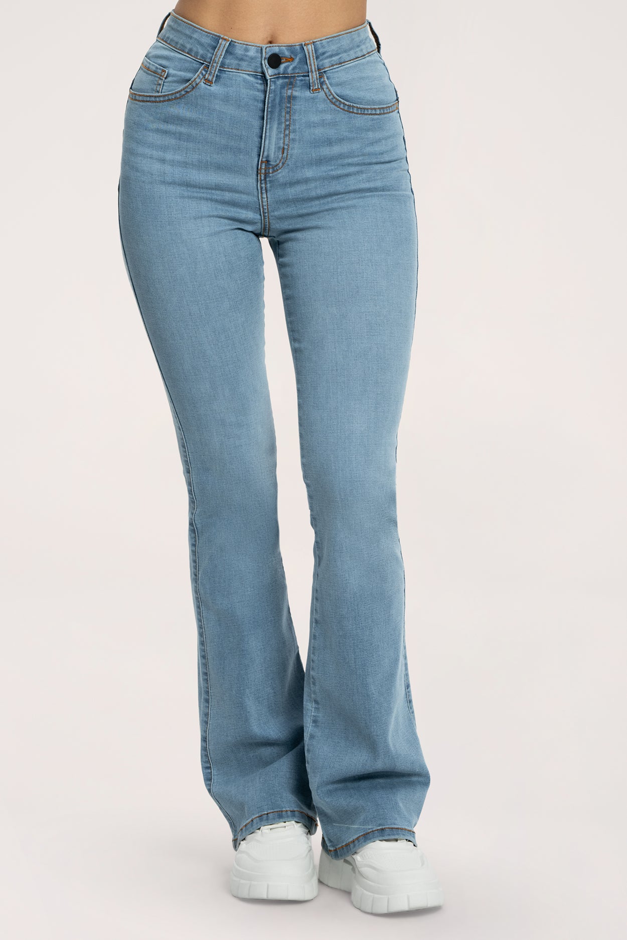 Zvonaste traperice perfect slim light blue long