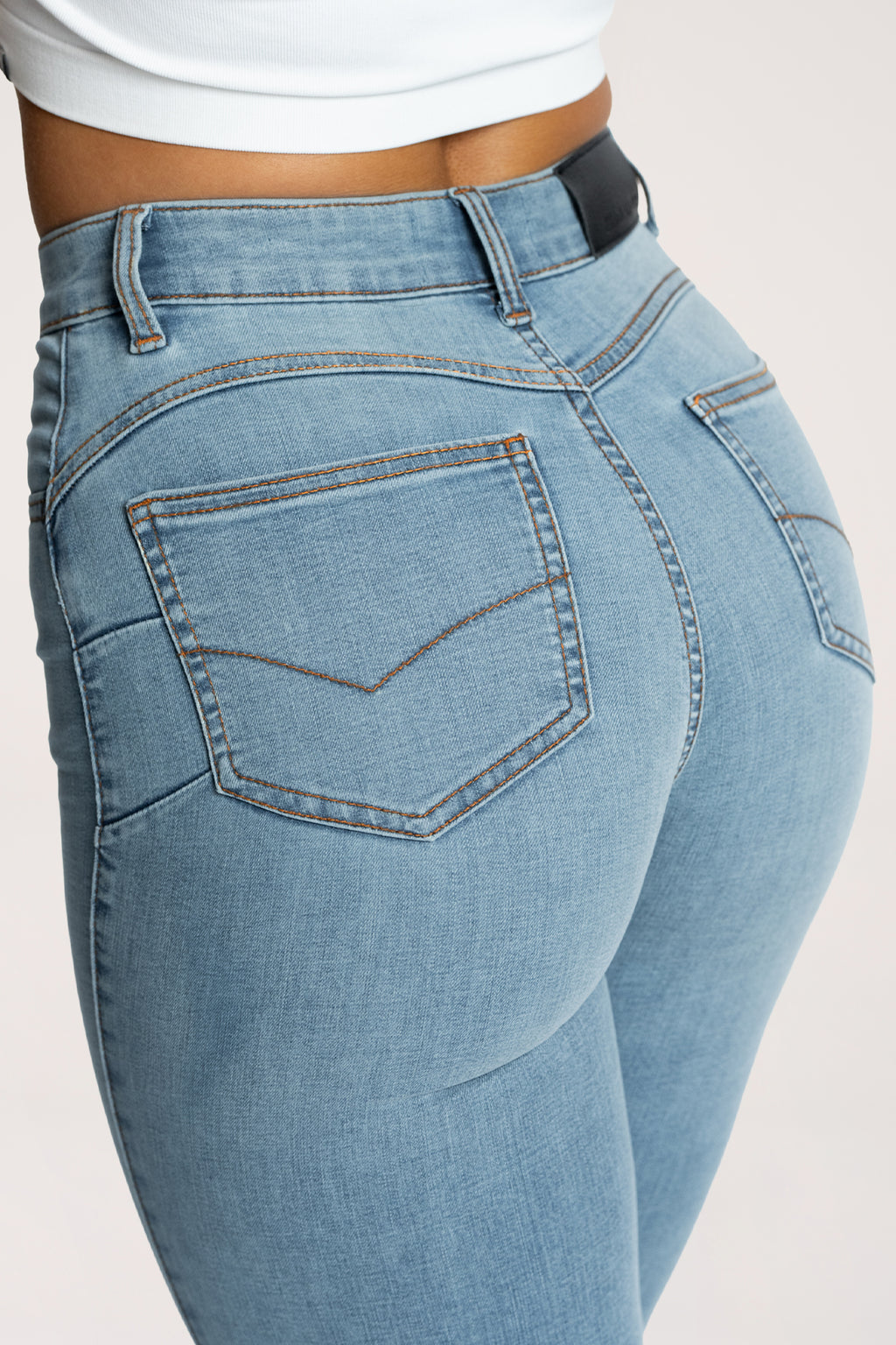 Zvonolike traperice perfect slim light blue