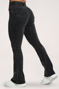 Zvonolike traperice perfect slim black
