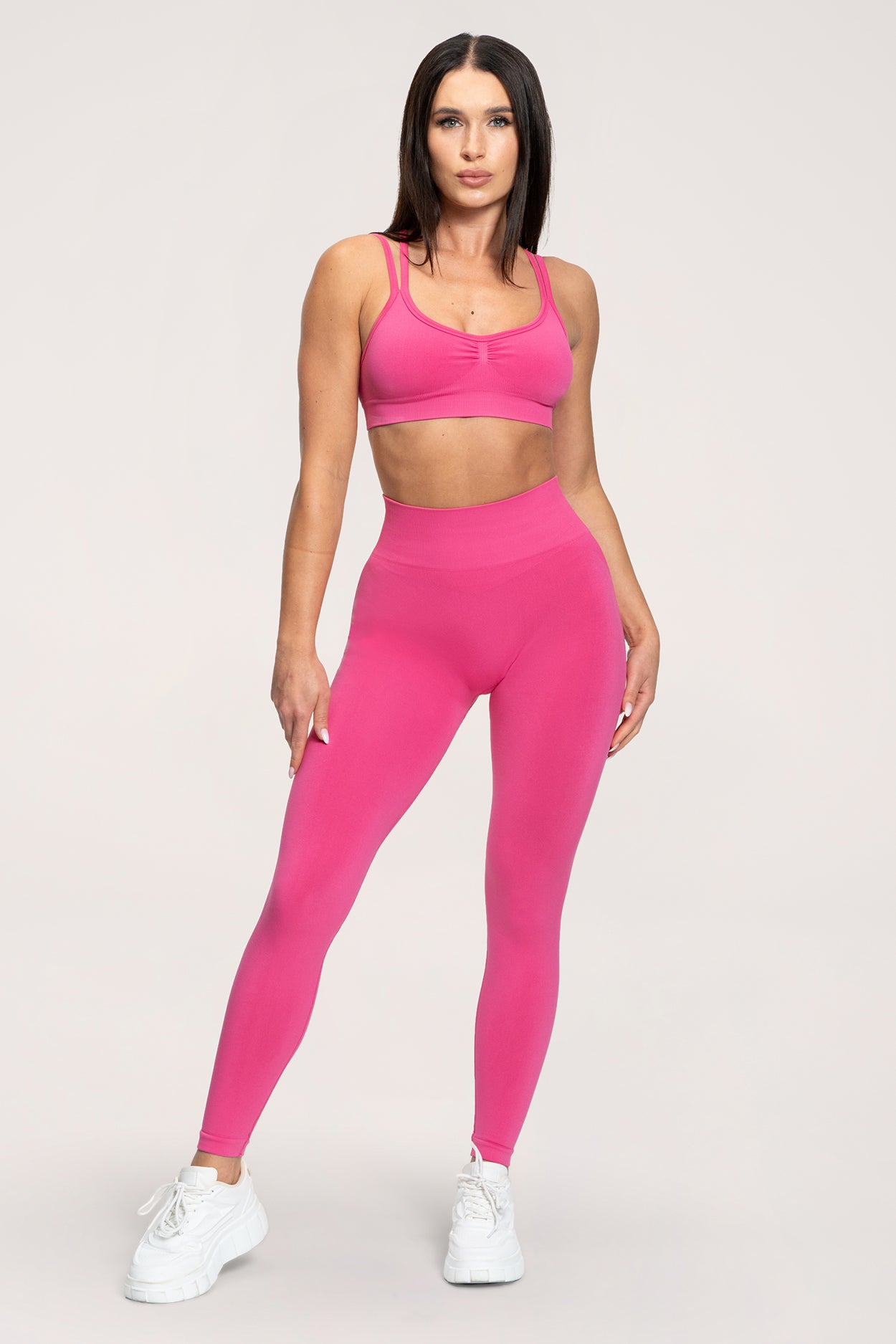 Tajice fake BBL hot pink