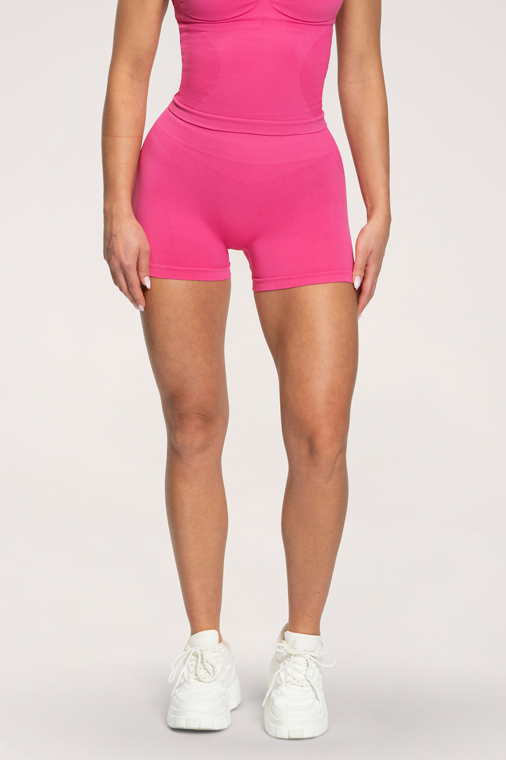 Kratke hlačice fake BBL hot pink