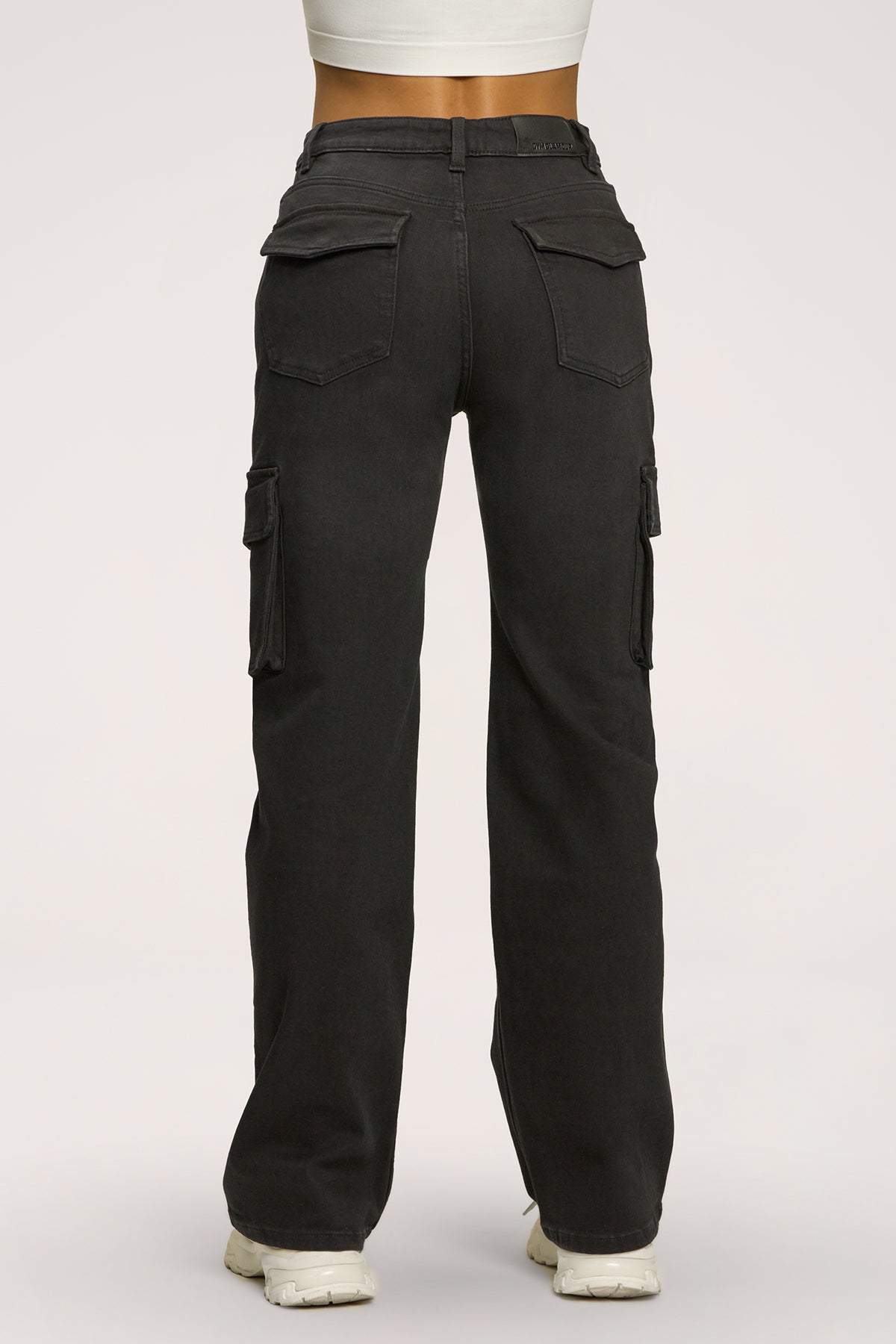 Traperice cargo black