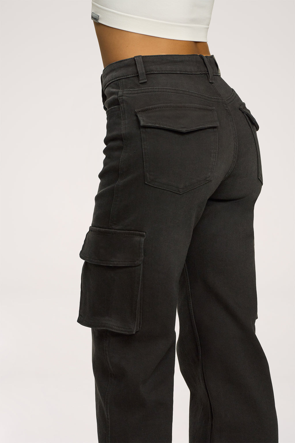 Traperice cargo black