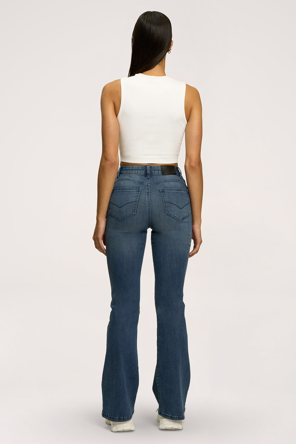 Zvonolike traperice perfect slim navy blue