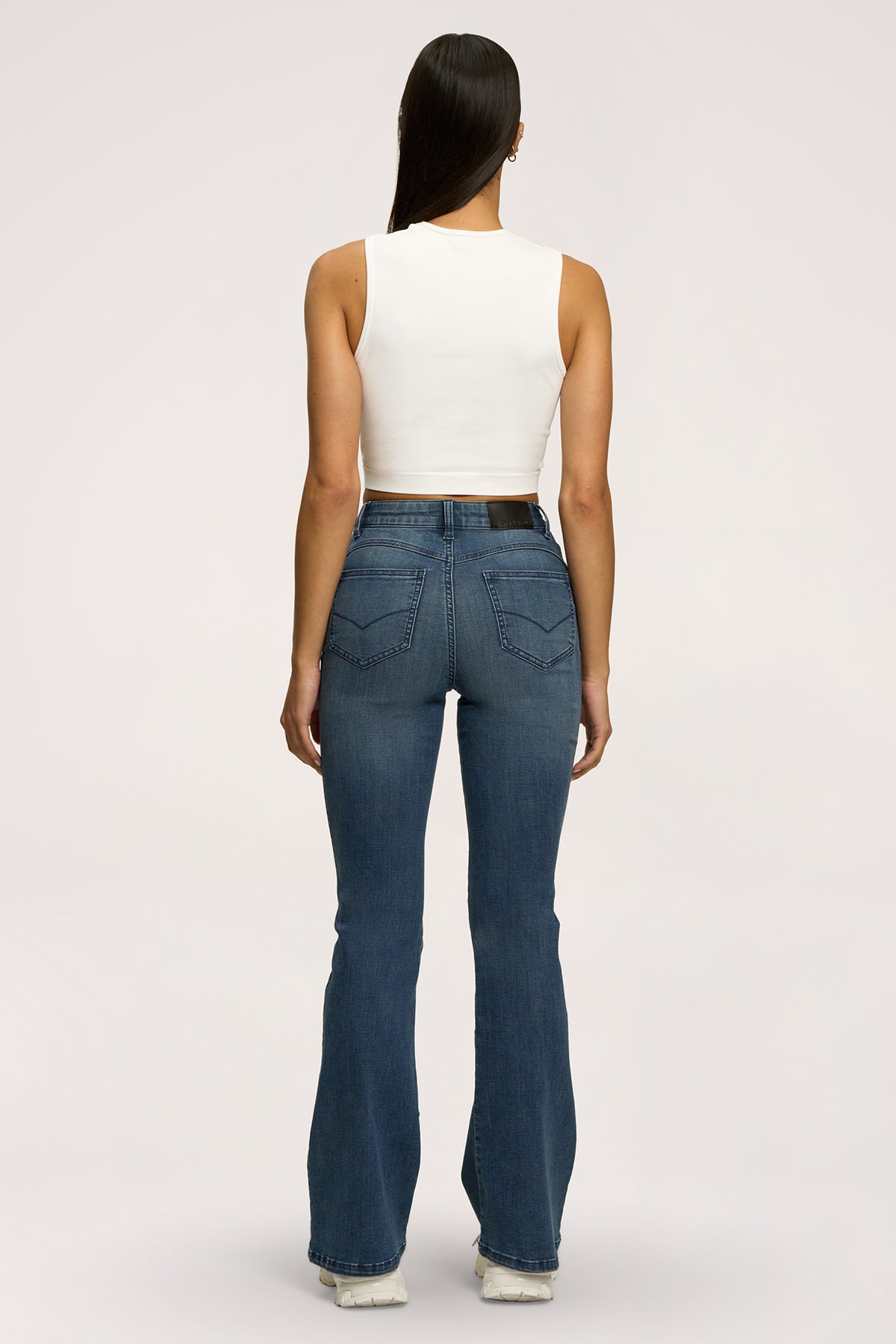 Zvonolike traperice perfect slim navy blue