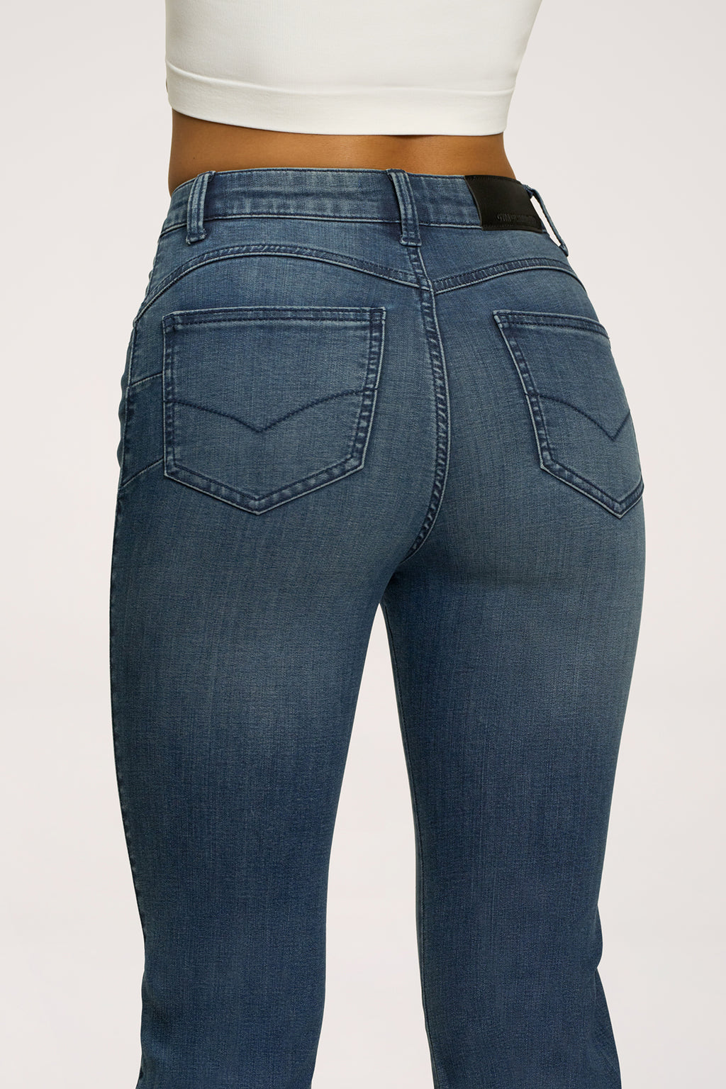 Zvonolike traperice perfect slim navy blue