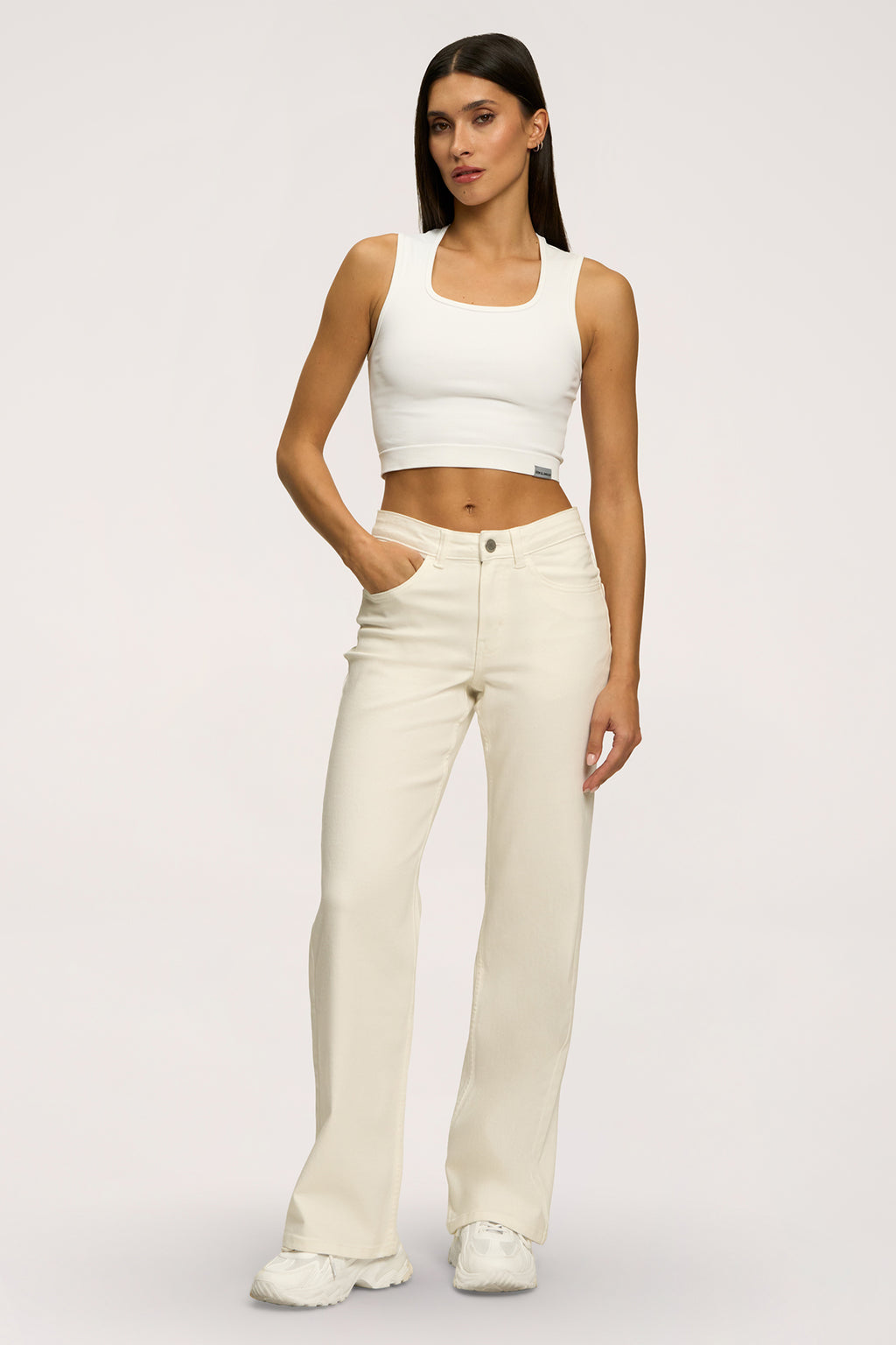 Wide traperice s niskim strukom off white
