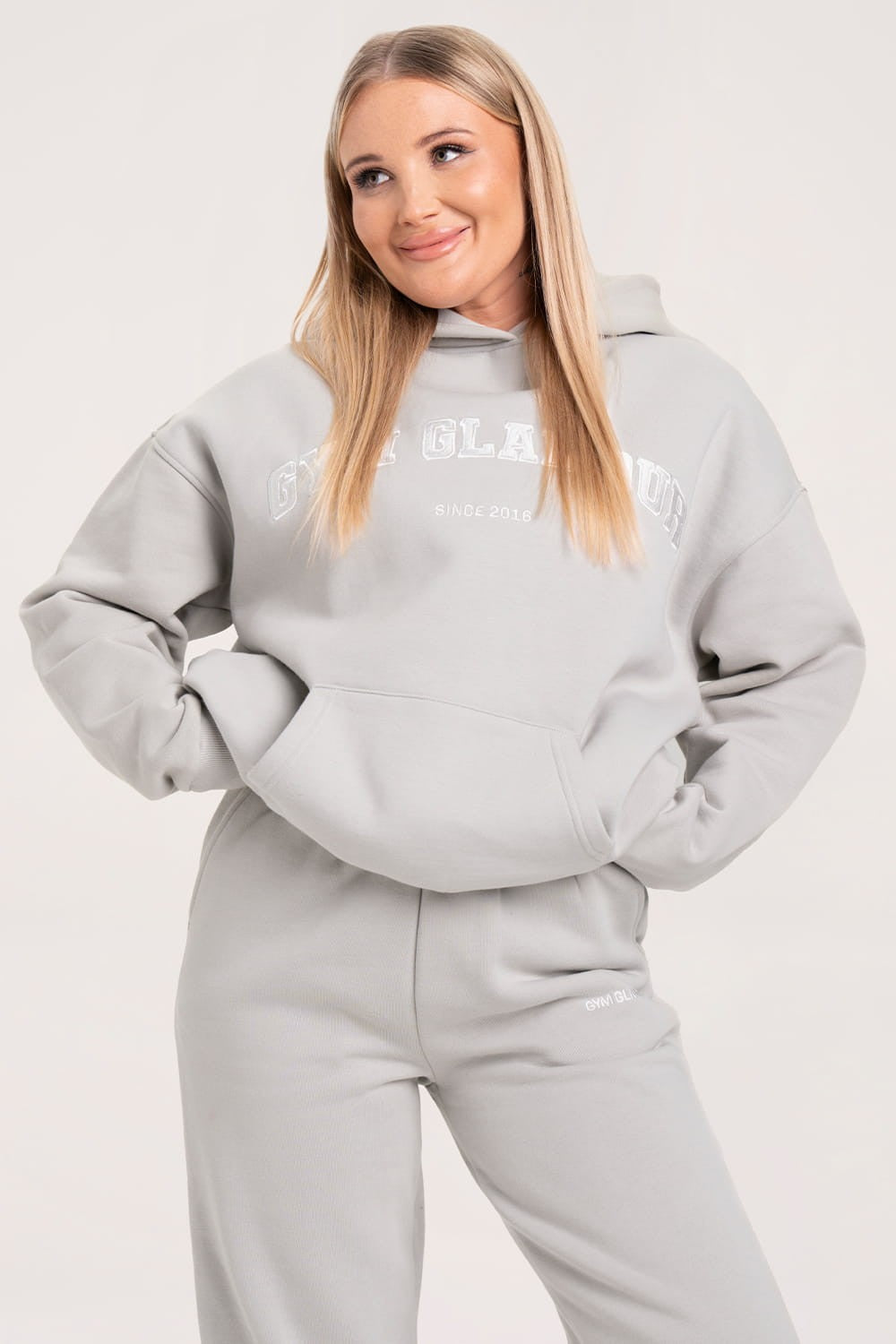College dukserica platinum