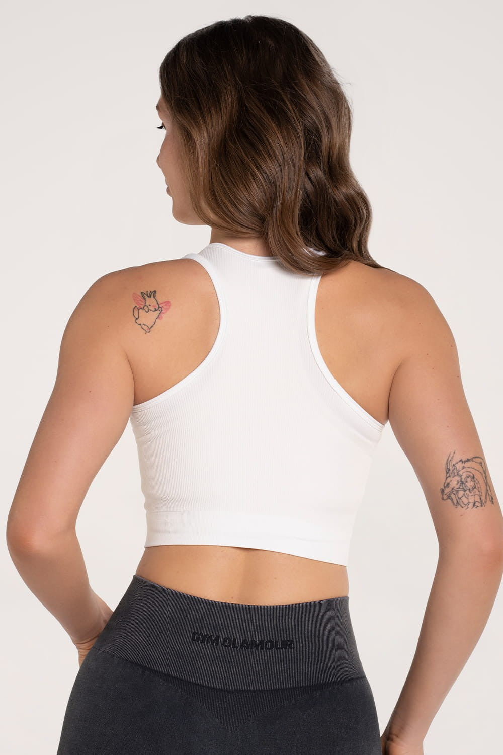 Top basic white