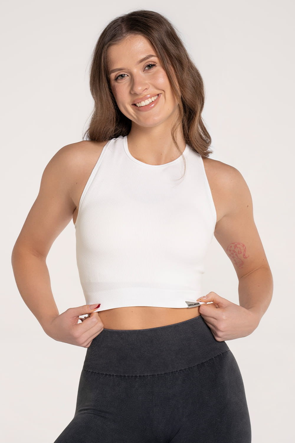 Top basic white