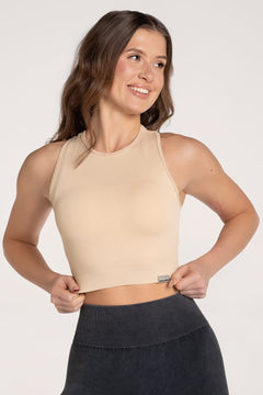 Top basic nude