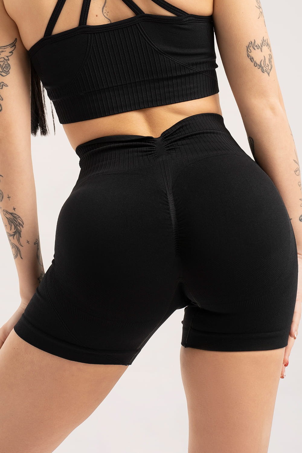 Kratke hlačice deep push up 2.0 black
