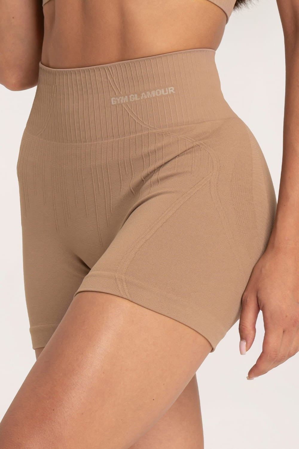 Kratke hlačice push up 2.0 nougat