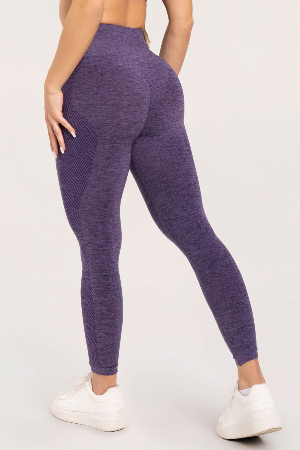Tajice seamless plum