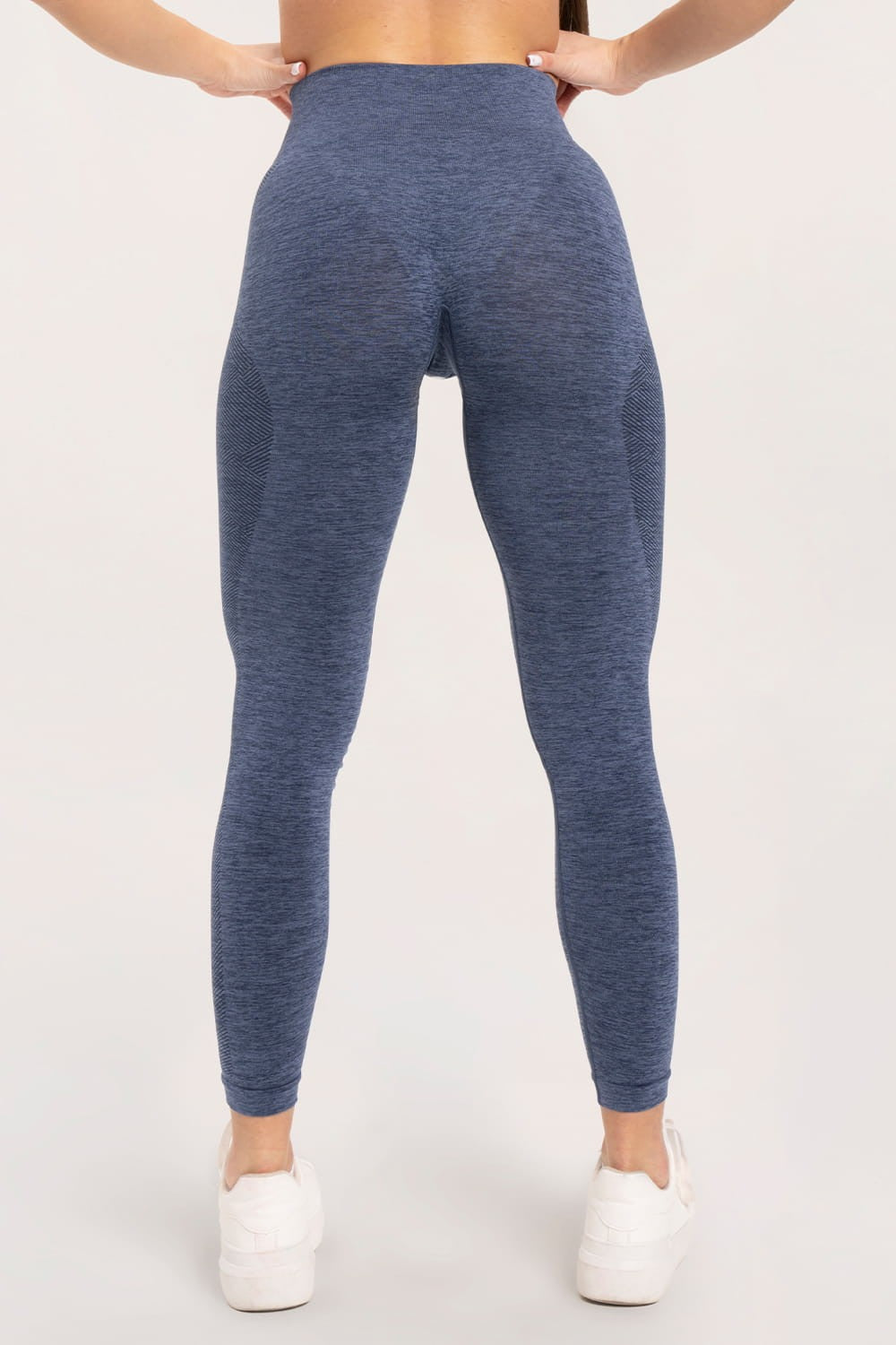 Tajice seamless dark blue