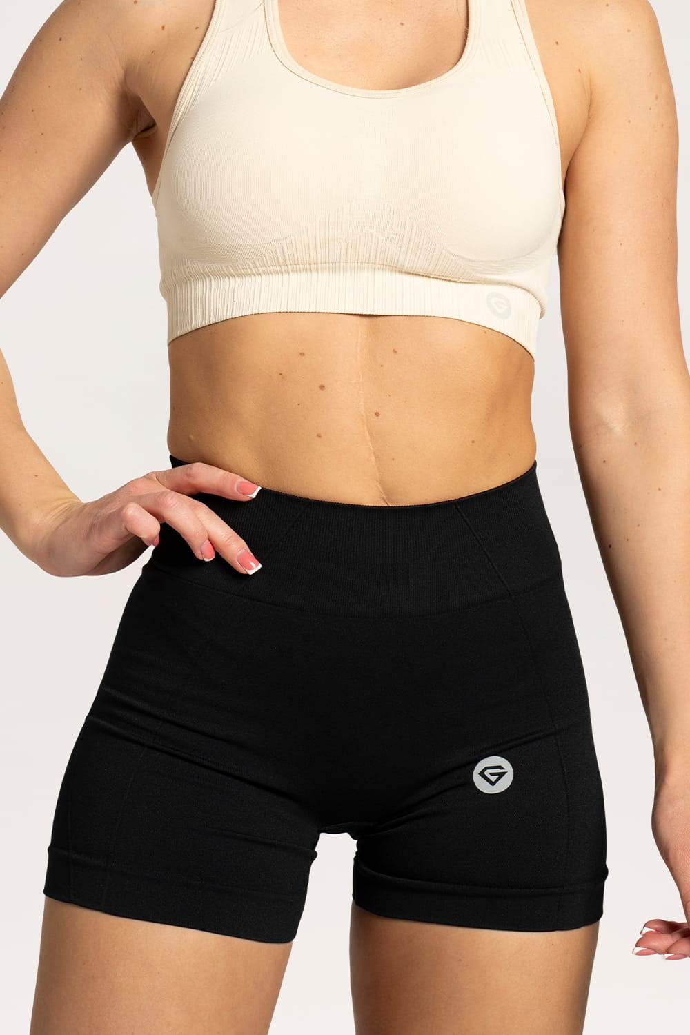 Kratke hlačice basic black
