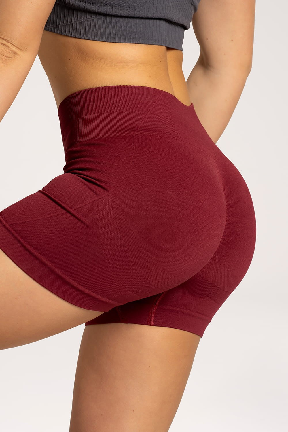 Kratke hlače basic burgundy