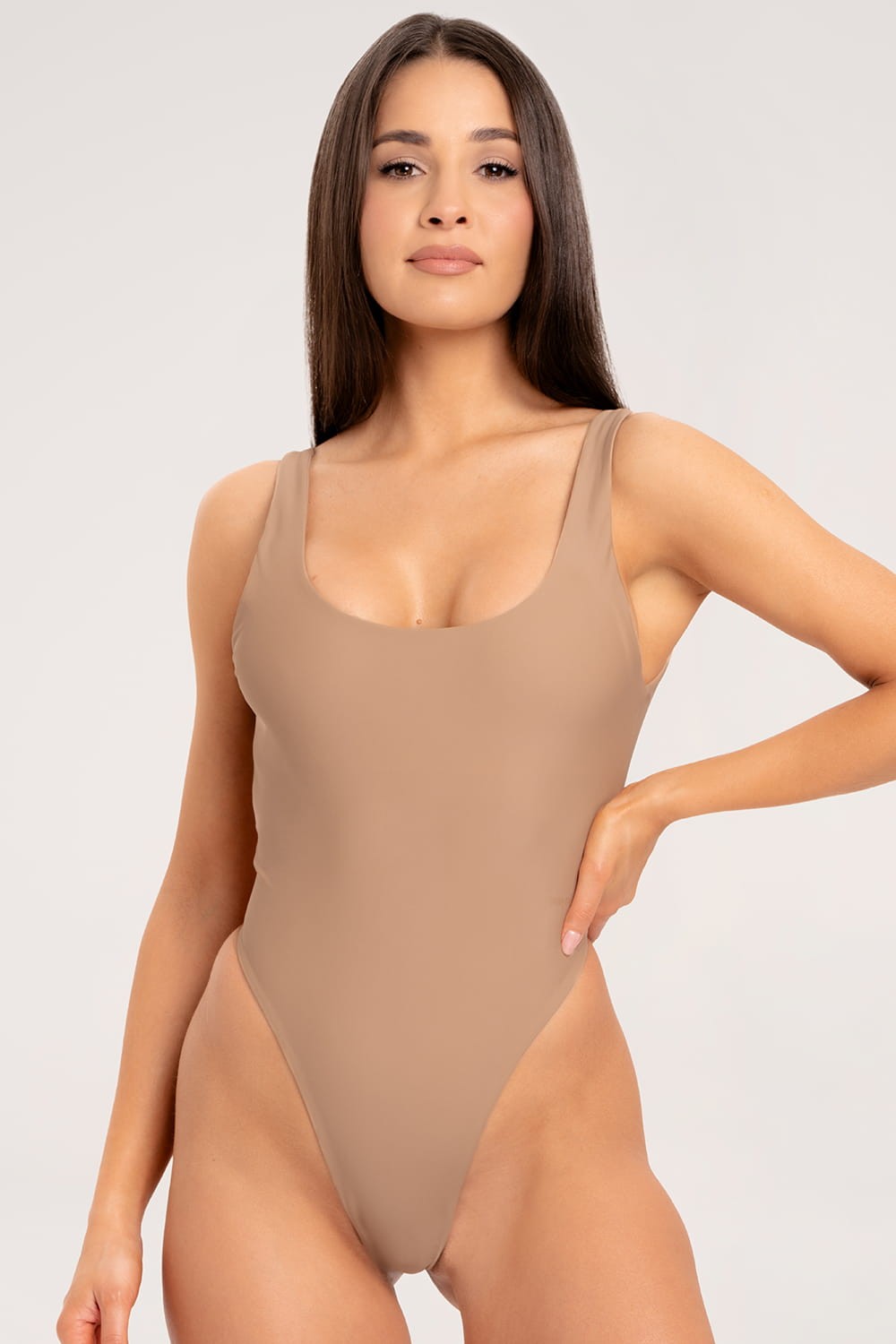 Jednodijelni kupaći kostim Malibu High Cut nude