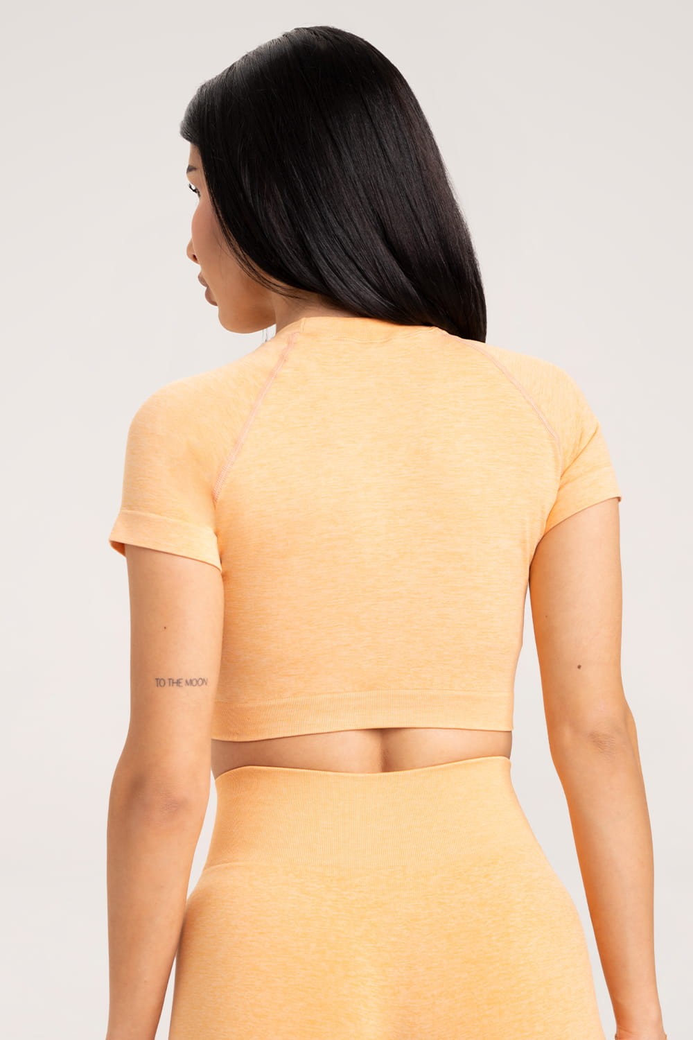 Seamless rashguard peach