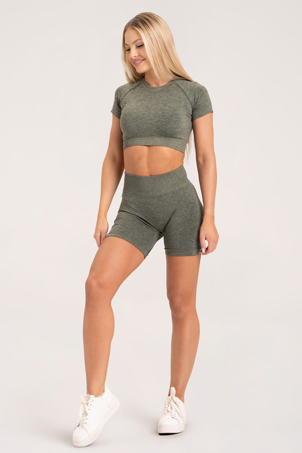 Seamless kratke hlačice khaki