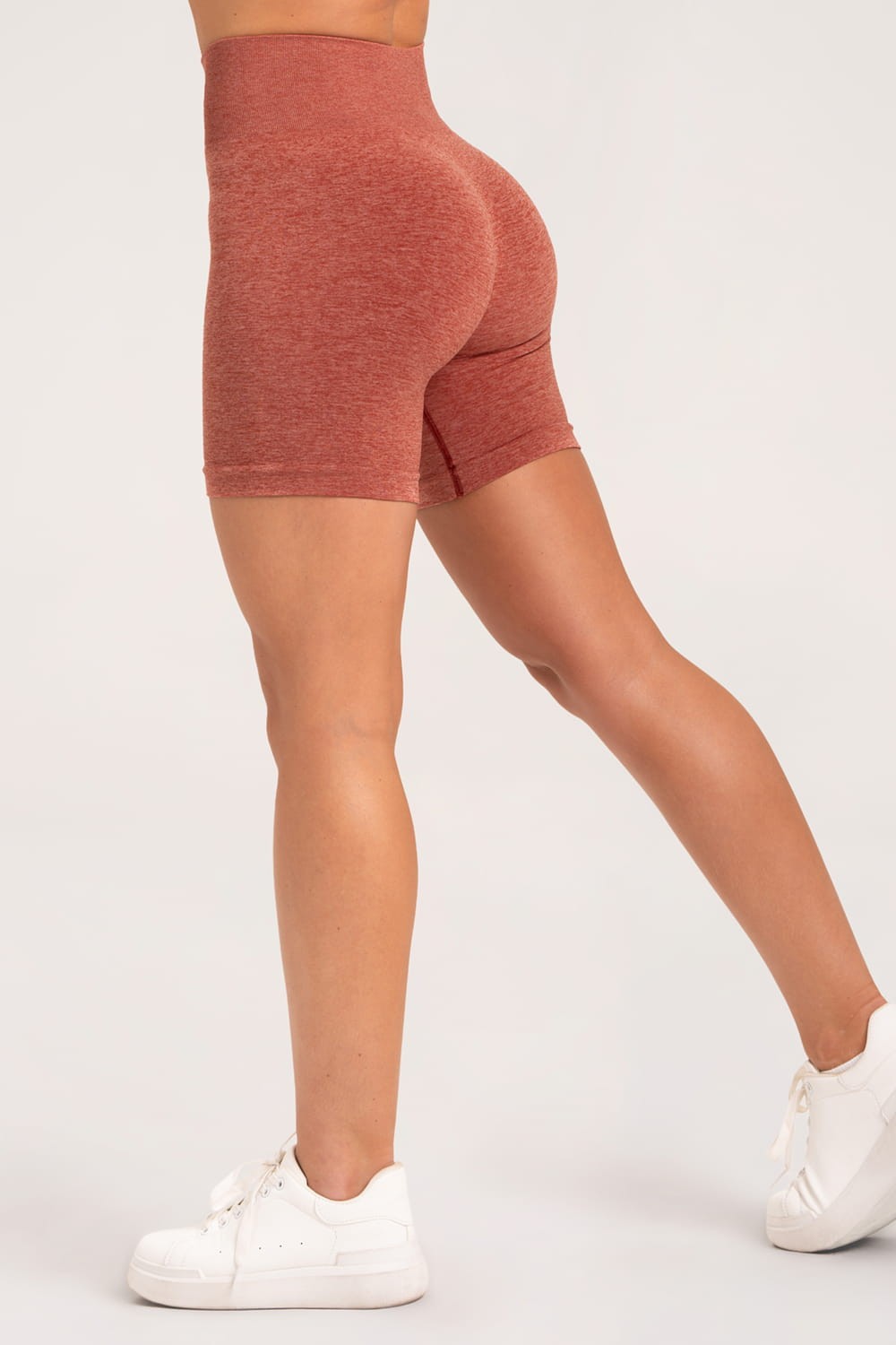 Seamless shorts cherry