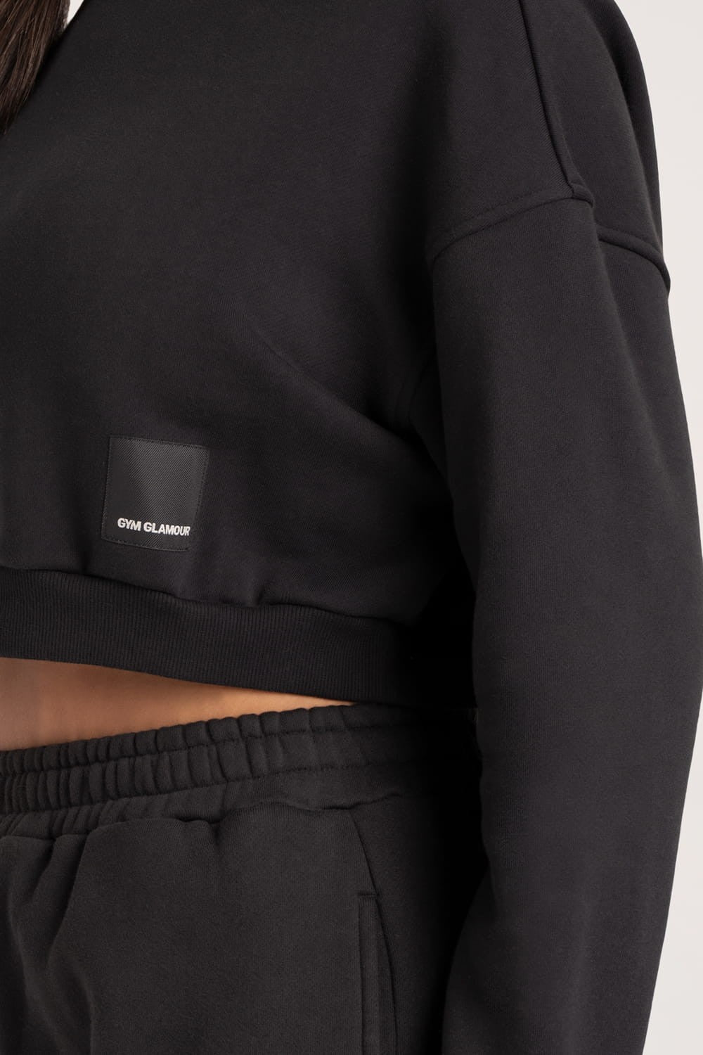 Crop dukserica black