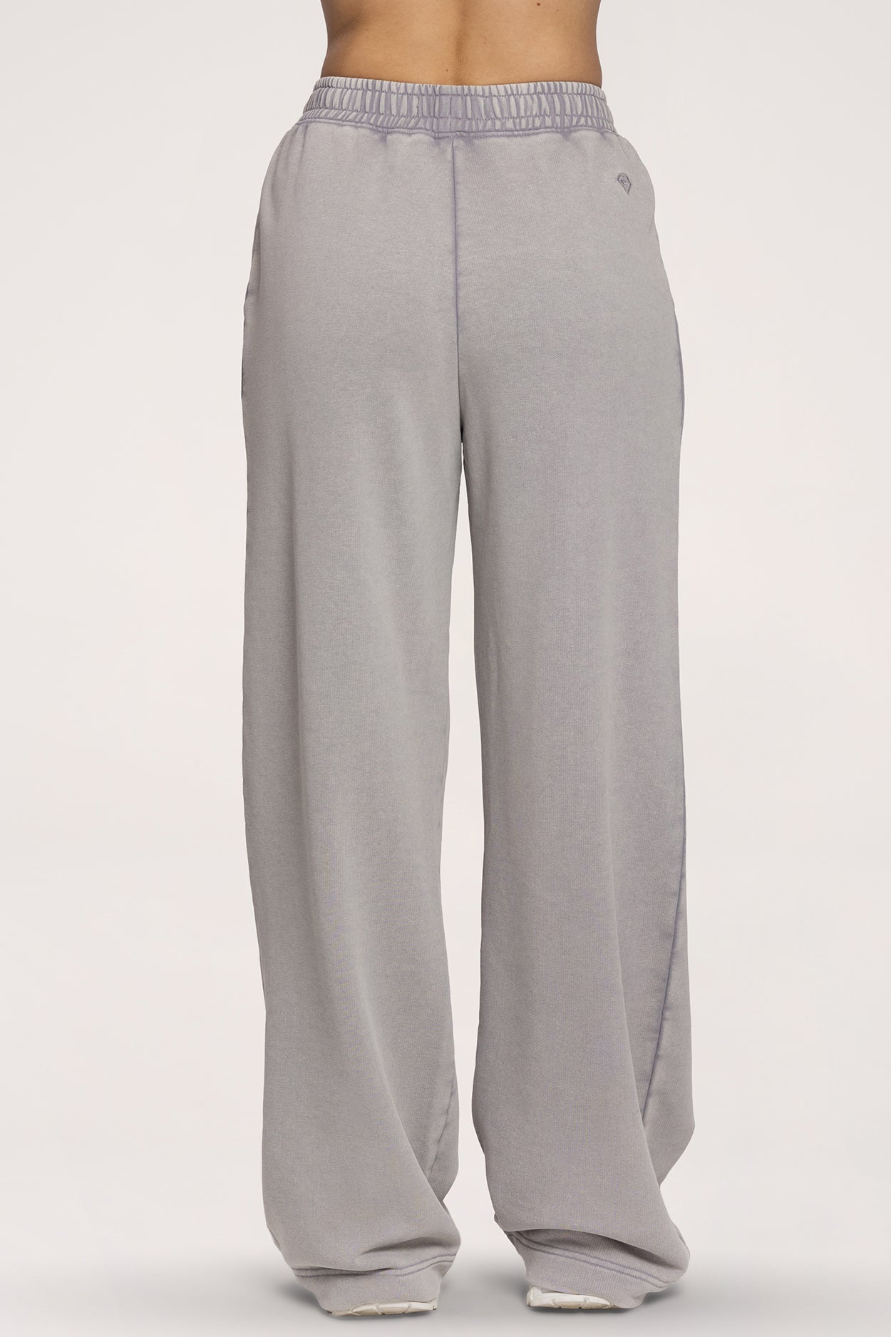 Trenirka ravnog kroja Easy light grey