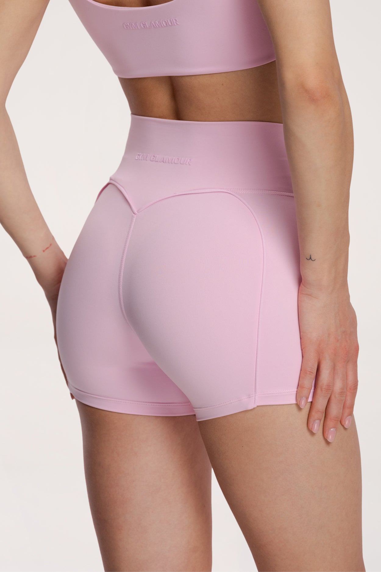 Kratke hlačice pilates era pink