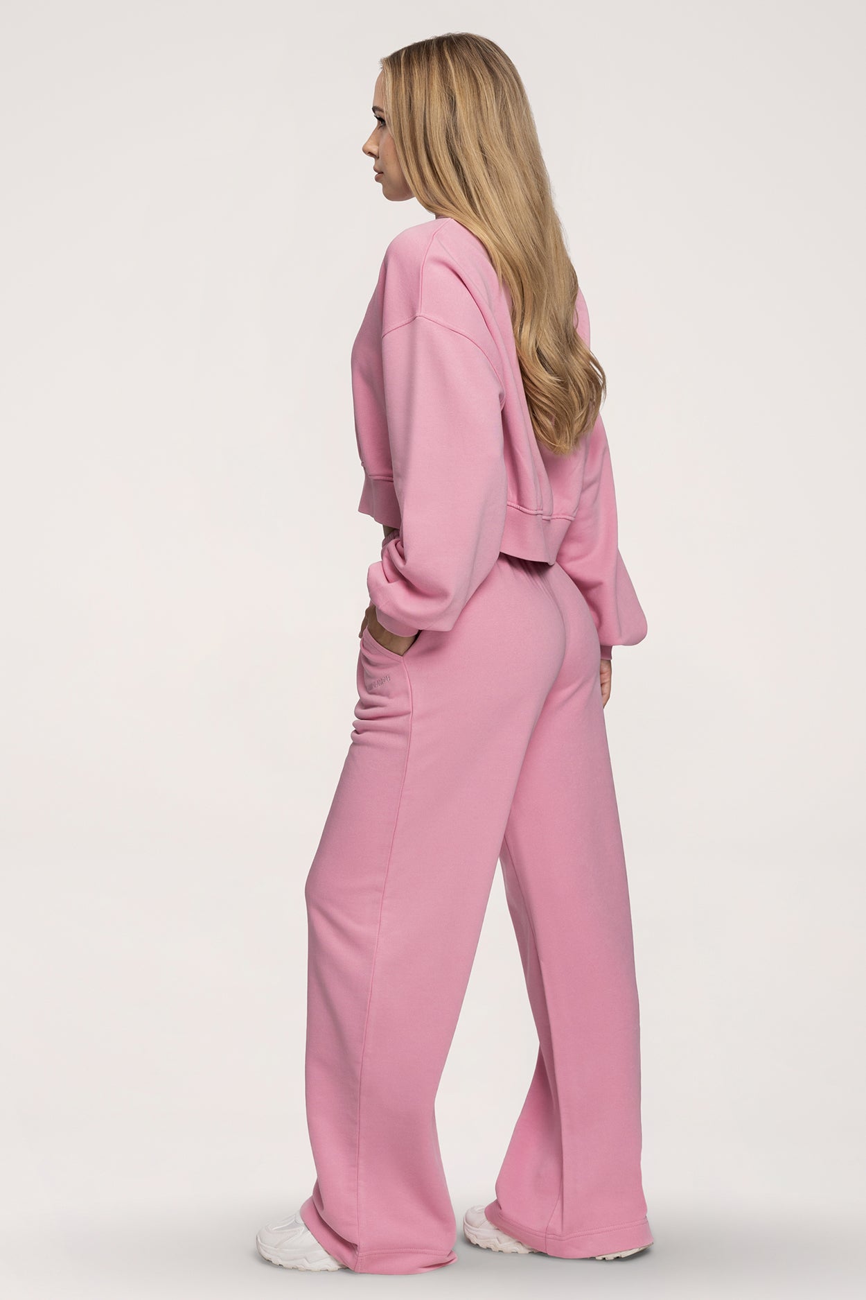 Trenirka ravnog kroja Easy light pink