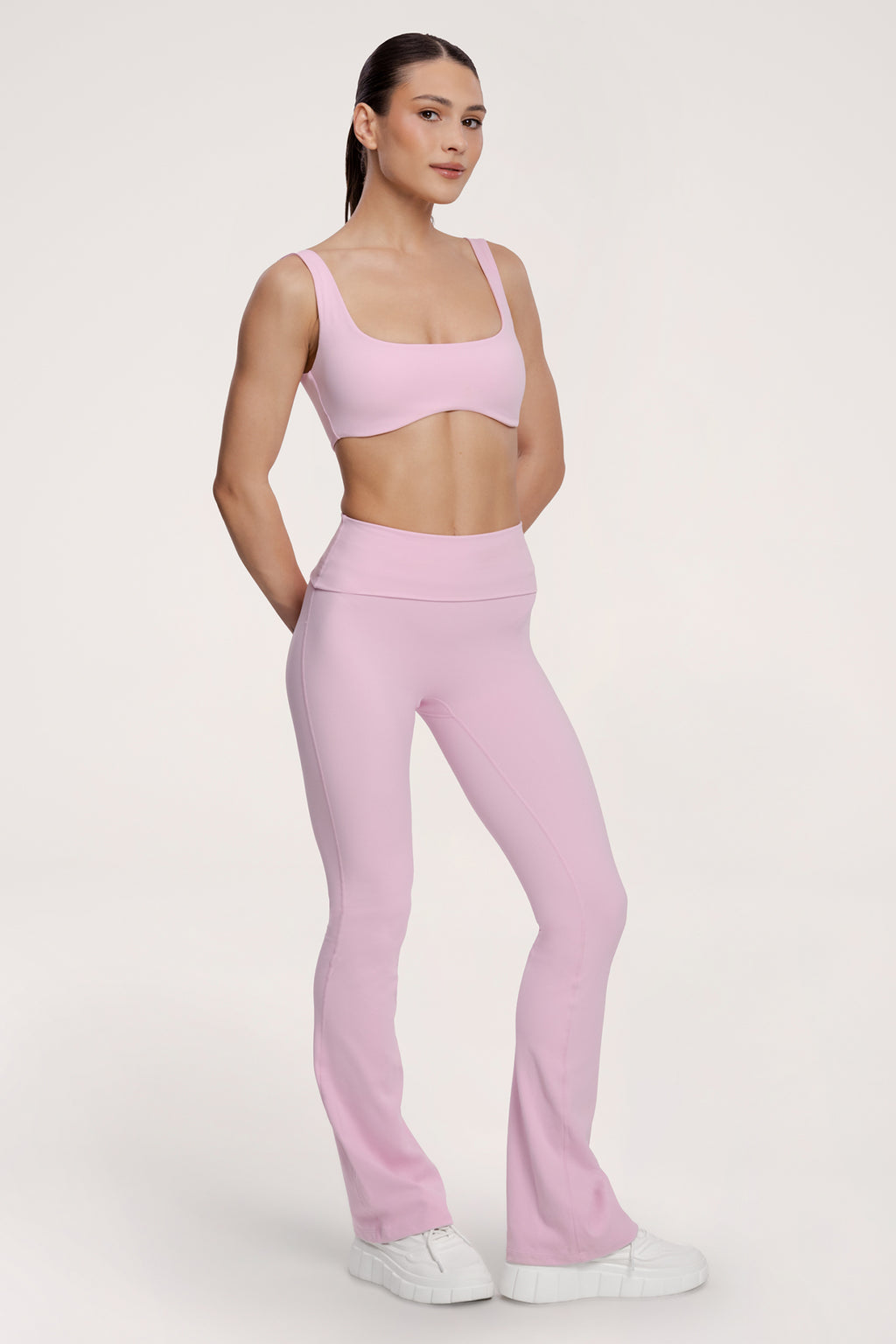 Zvonolike tajice pilates era pink