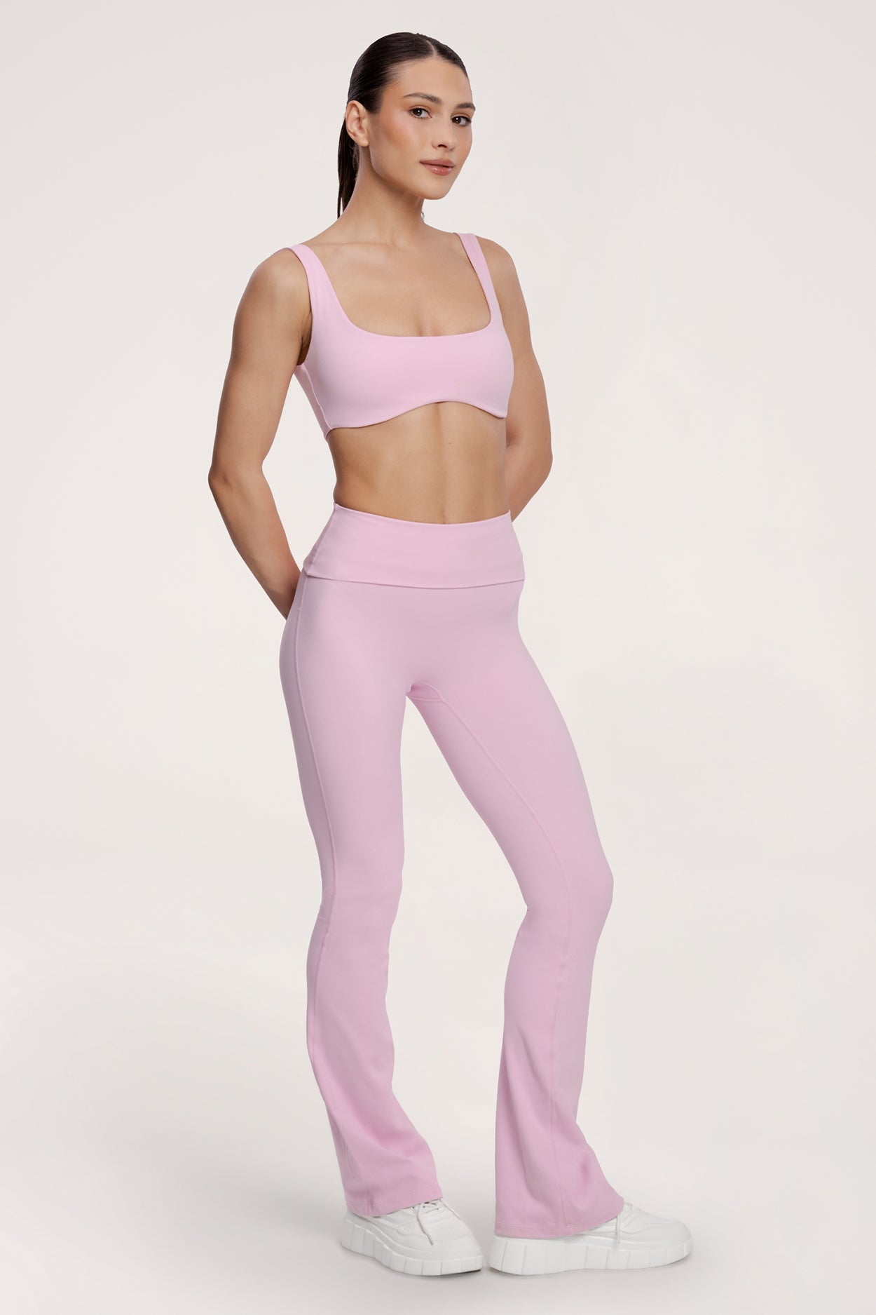 Zvonolike tajice pilates era pink
