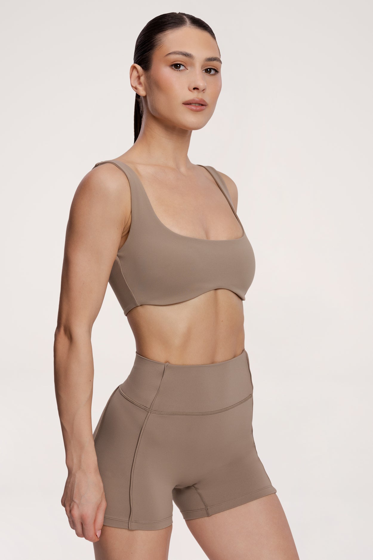 Grudnjak pilates era warm beige