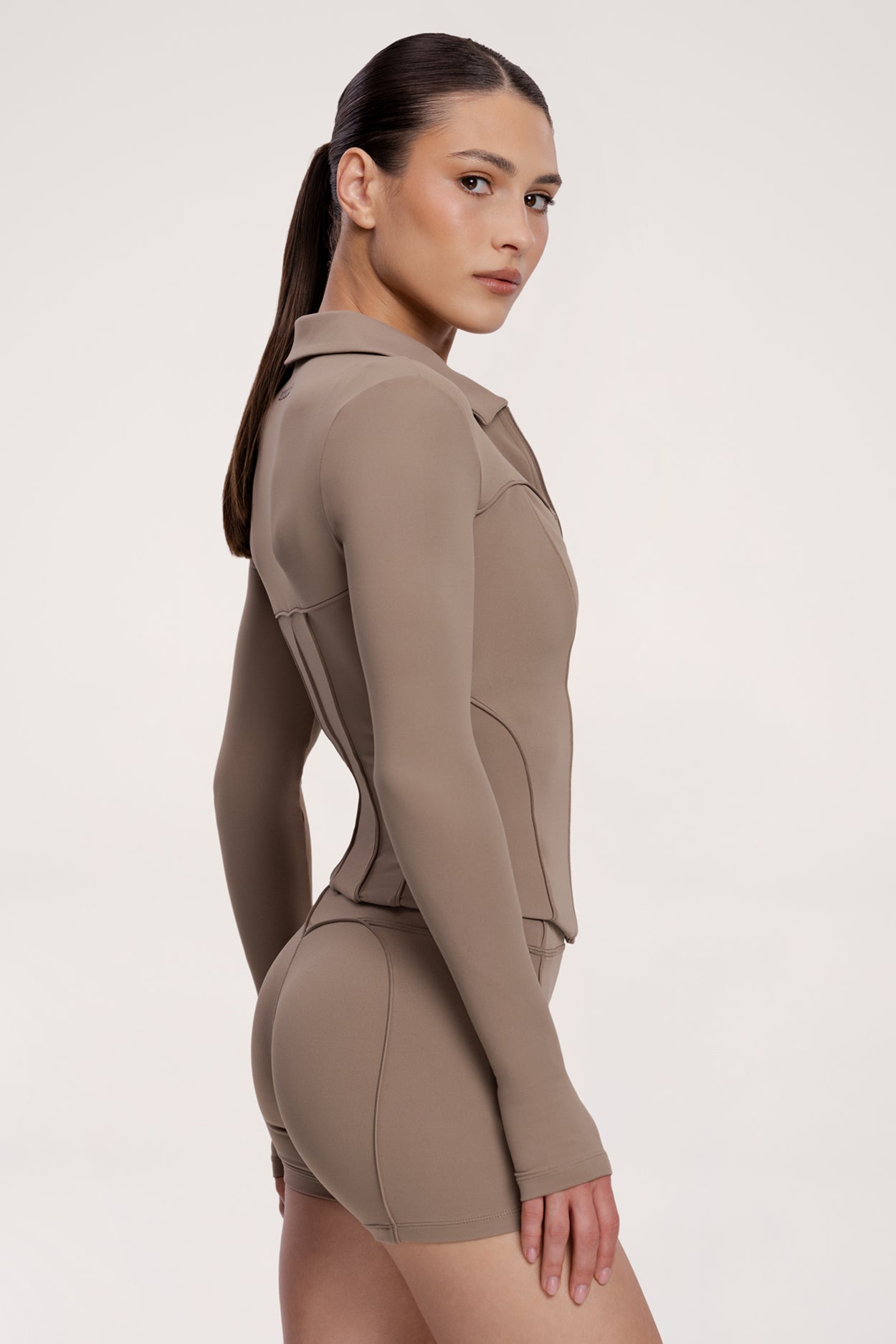 Zip majica pilates era warm beige