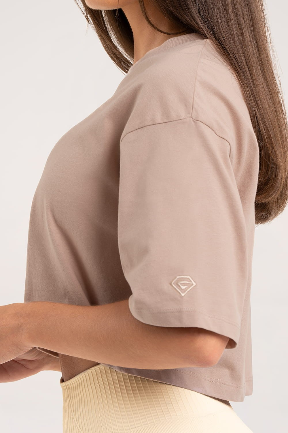 Crop majica nude