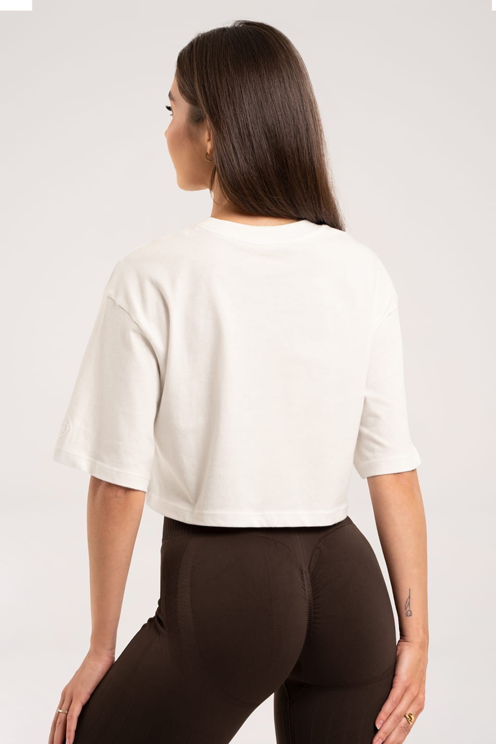 Crop majica off white