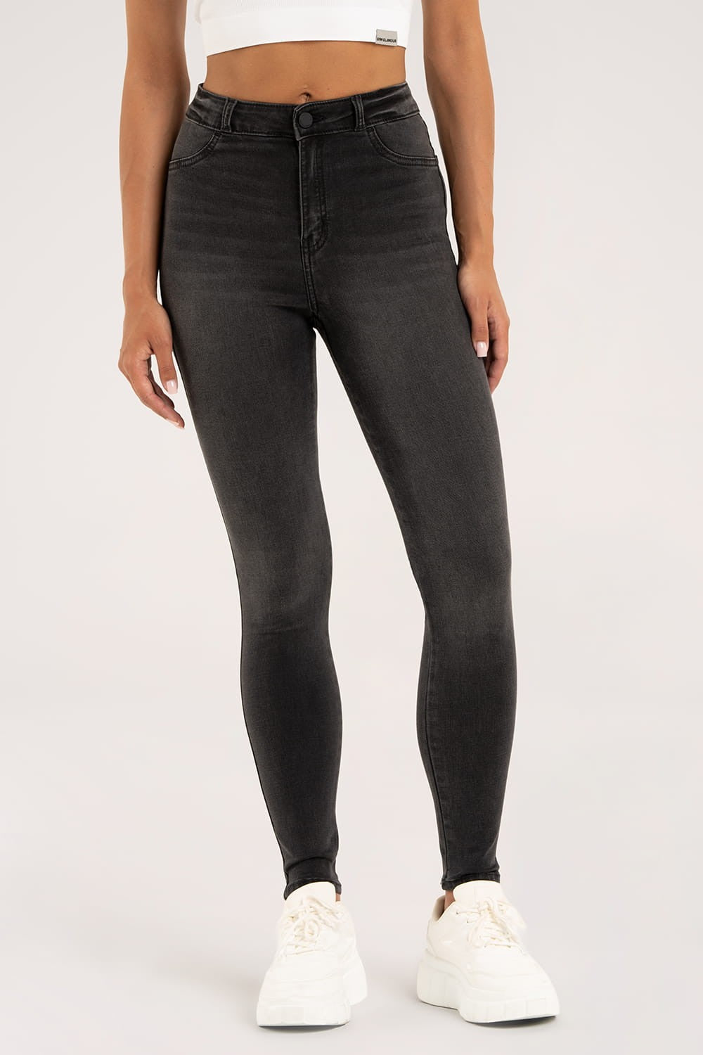 Skinny traperice black