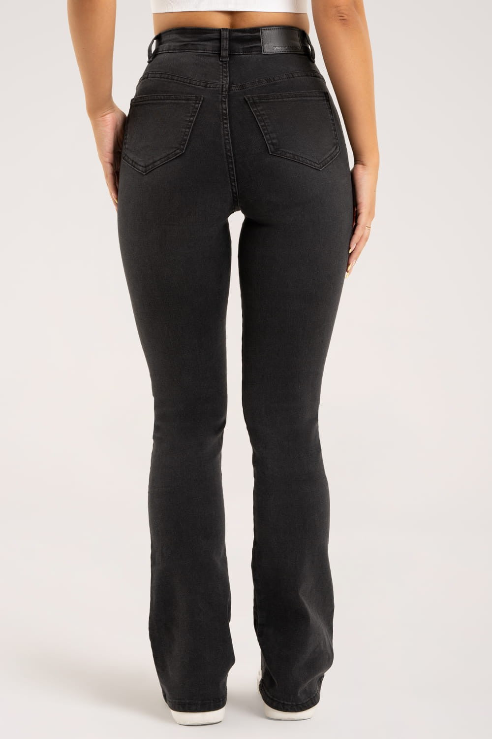 Zvonaste traperice black