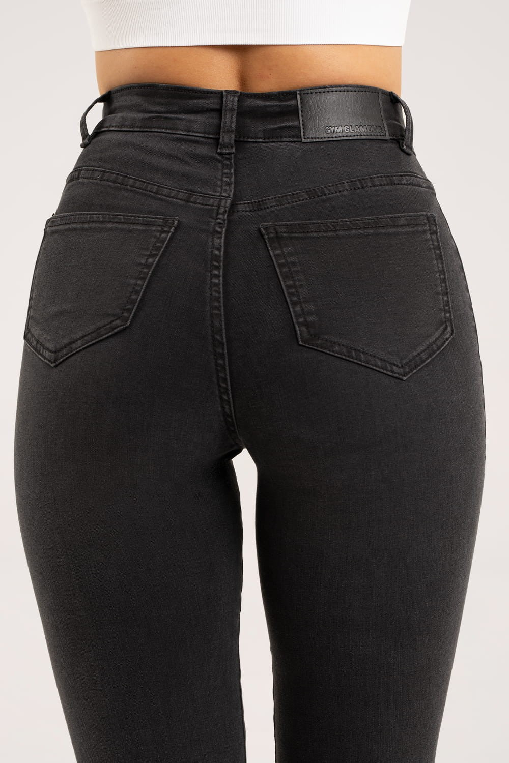 Zvonaste traperice black