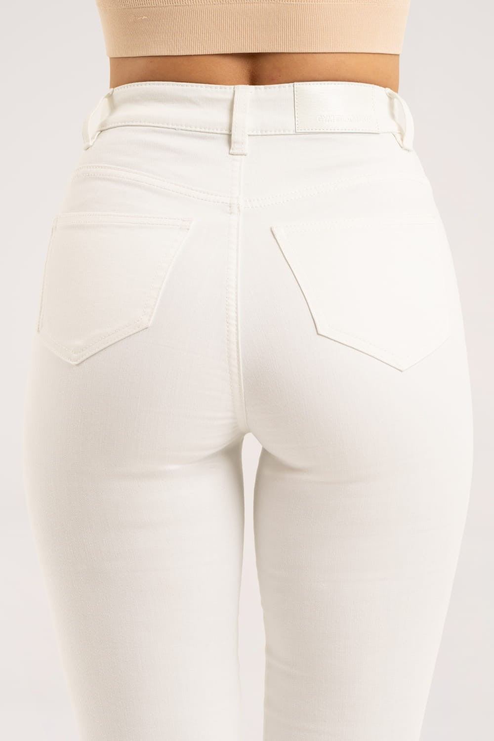 Zvonolike traperice off white