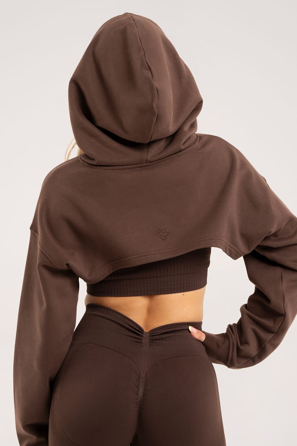 Dukserica cut out chocolate