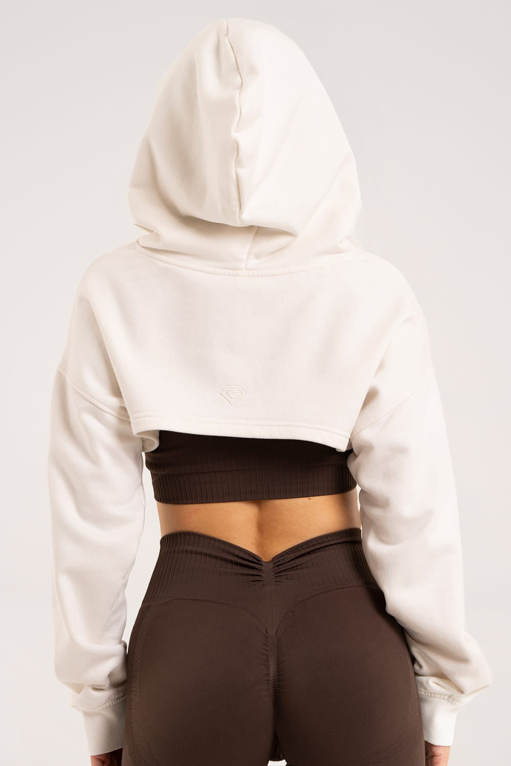 Duksa cut out off white