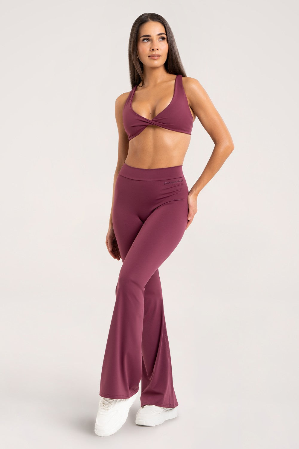Zvonaste tajice deep glow burgundy
