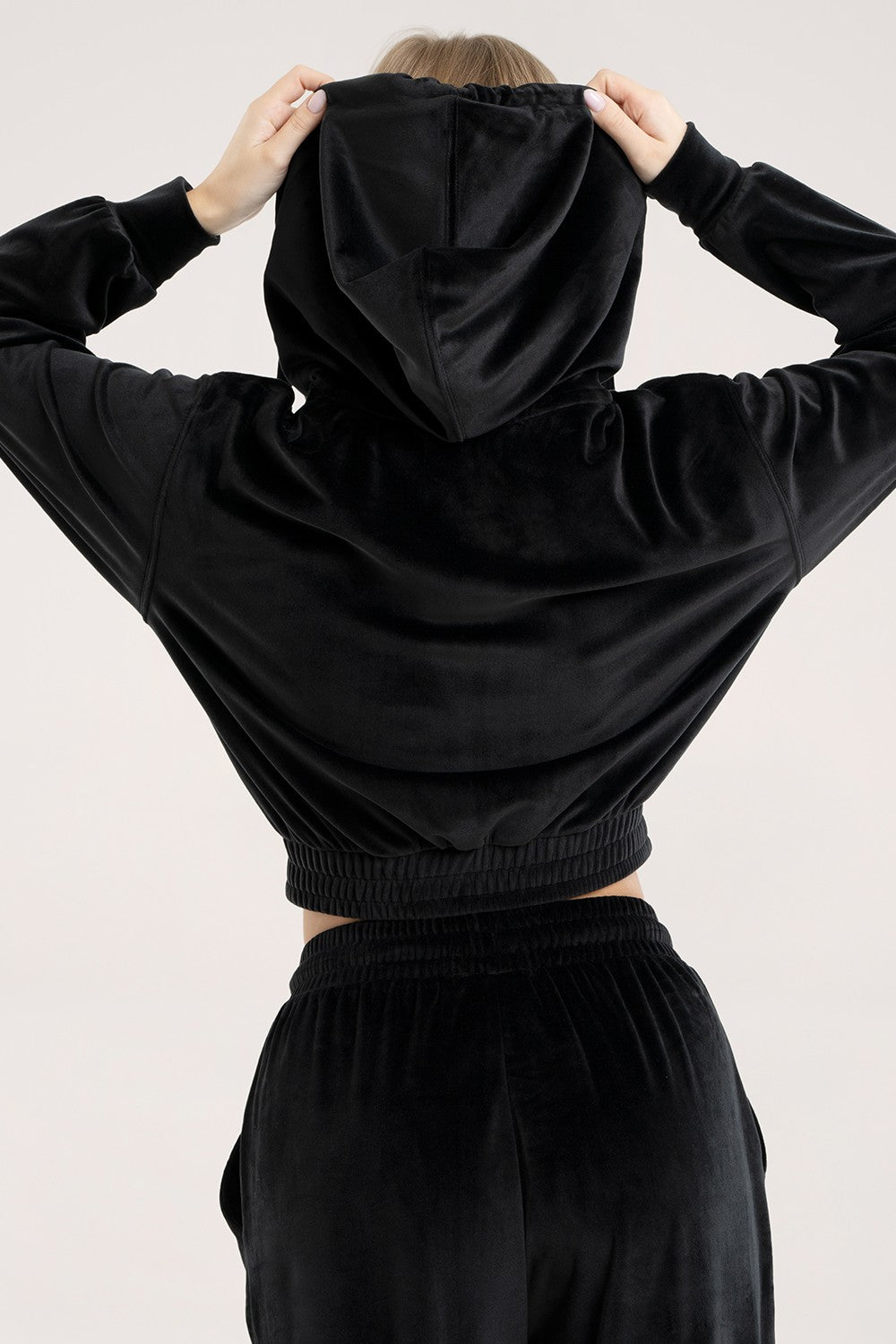 Velour black jakna na zip