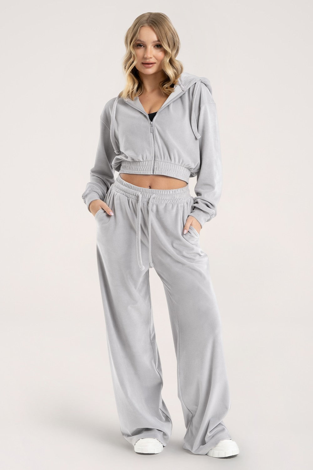 Hlače trenirke velour light grey