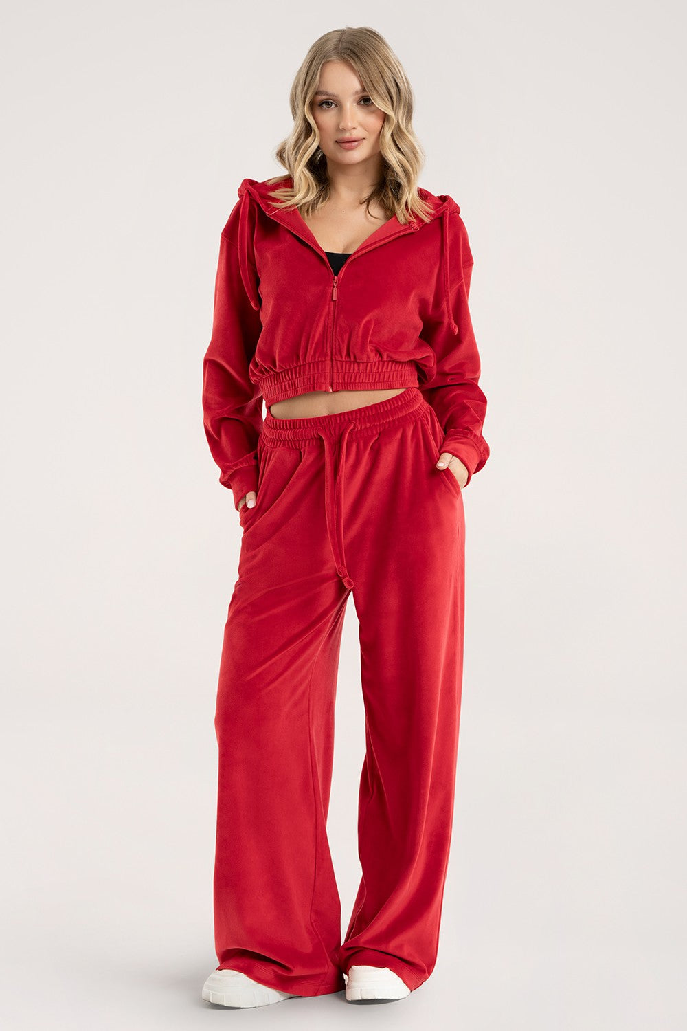 Hlače trenirke velour red