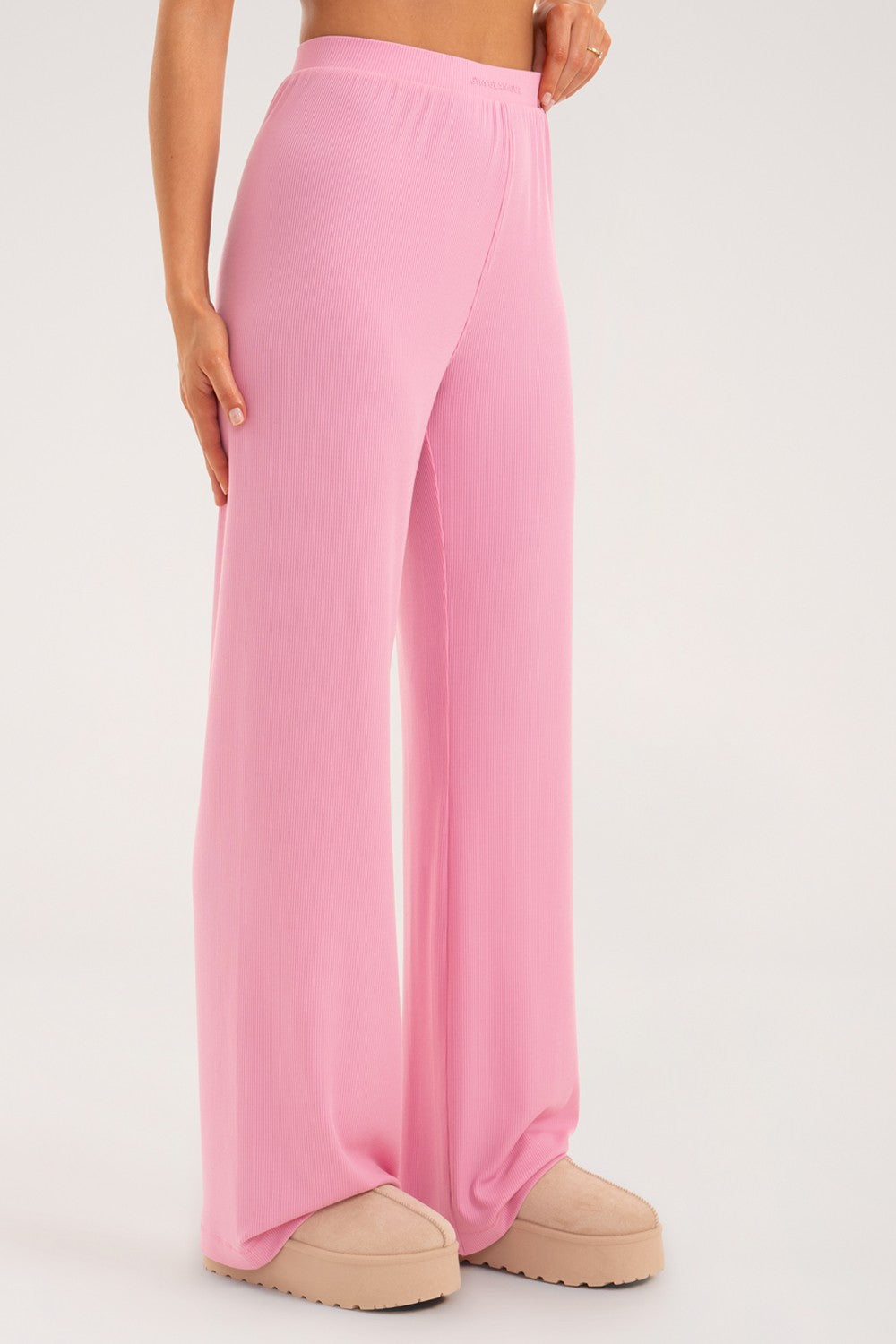 Široke casual hlače light pink